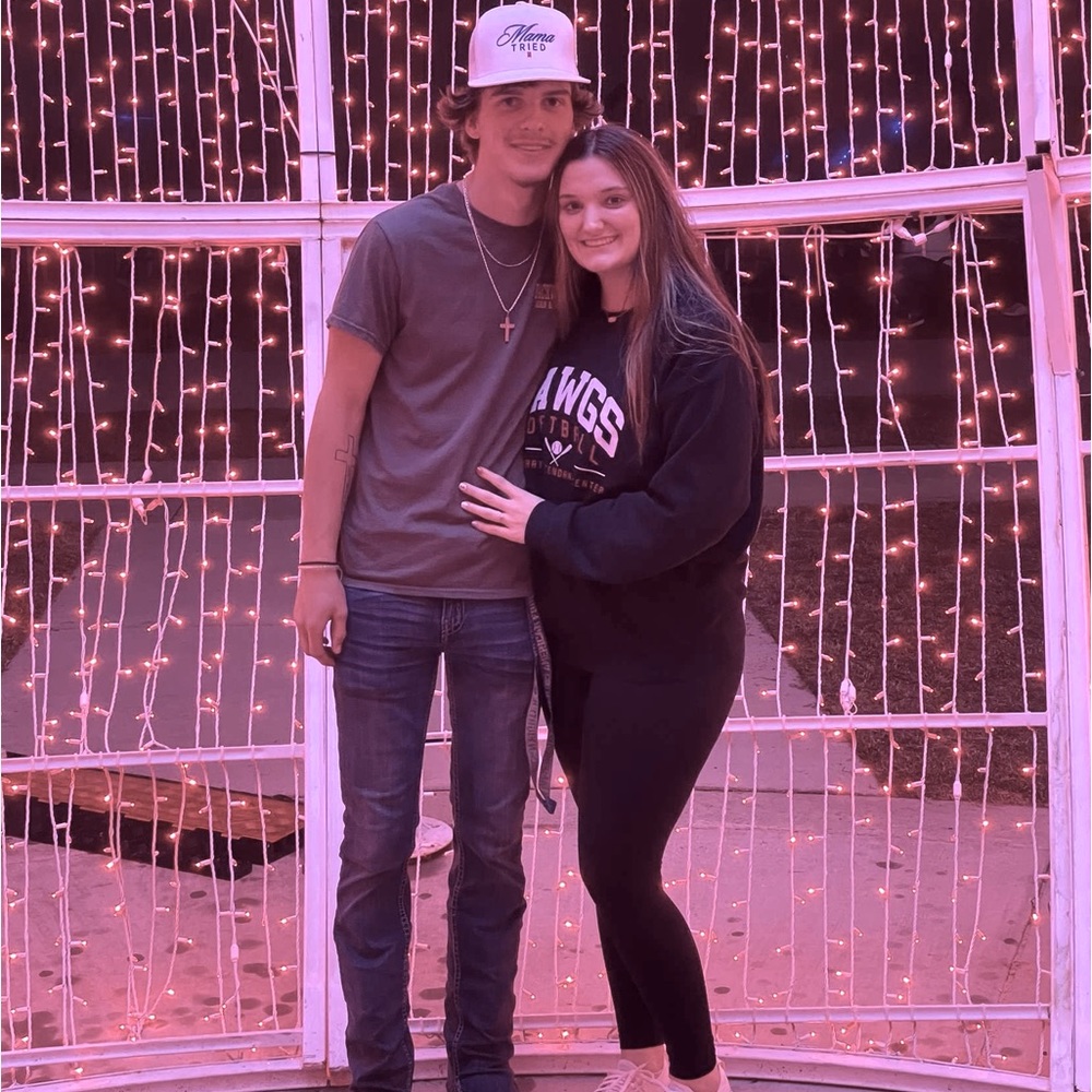 Meet your Posher, Kira